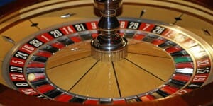 Anciens employés de casino, c’est à leur tour d’en profiter